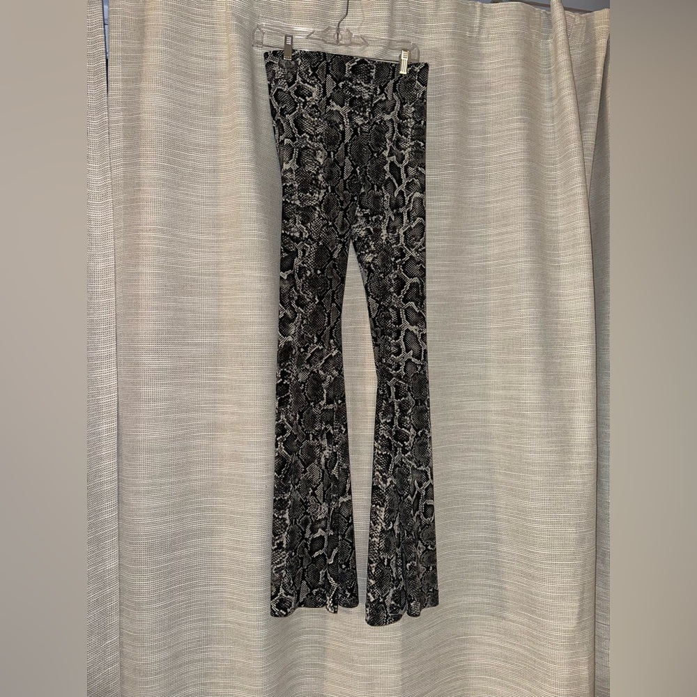 Show me your mumu snake print bells